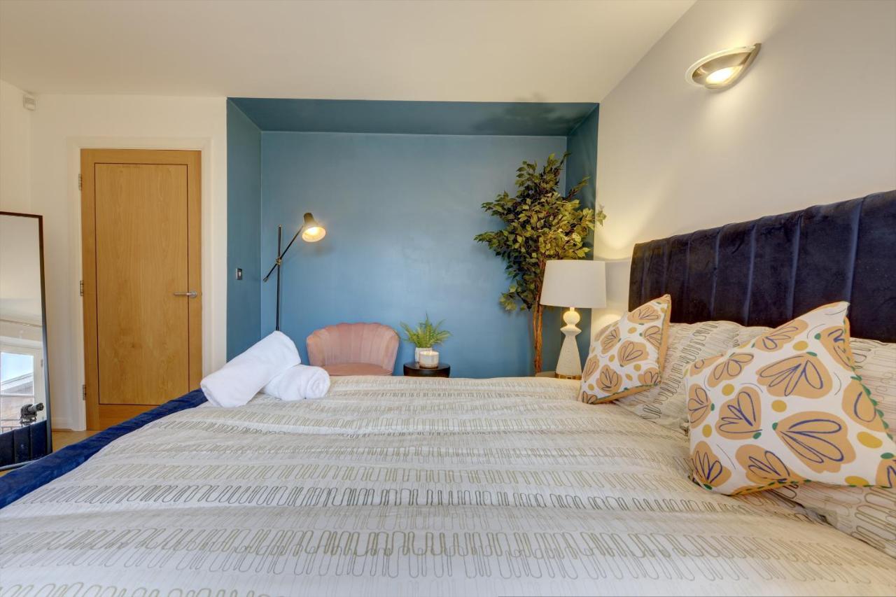 City Centre, 2 Bedroom, Secured Parking, 3 King Bed, Wifi Sleep 6 Guest Comfortable On Three King Size Beds, Jewellery Quarter , Birmingham City Centre , Allocated Secured Parking Buitenkant foto
