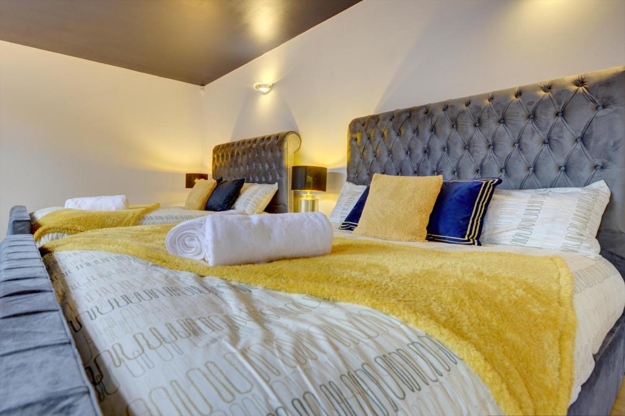 City Centre, 2 Bedroom, Secured Parking, 3 King Bed, Wifi Sleep 6 Guest Comfortable On Three King Size Beds, Jewellery Quarter , Birmingham City Centre , Allocated Secured Parking Buitenkant foto