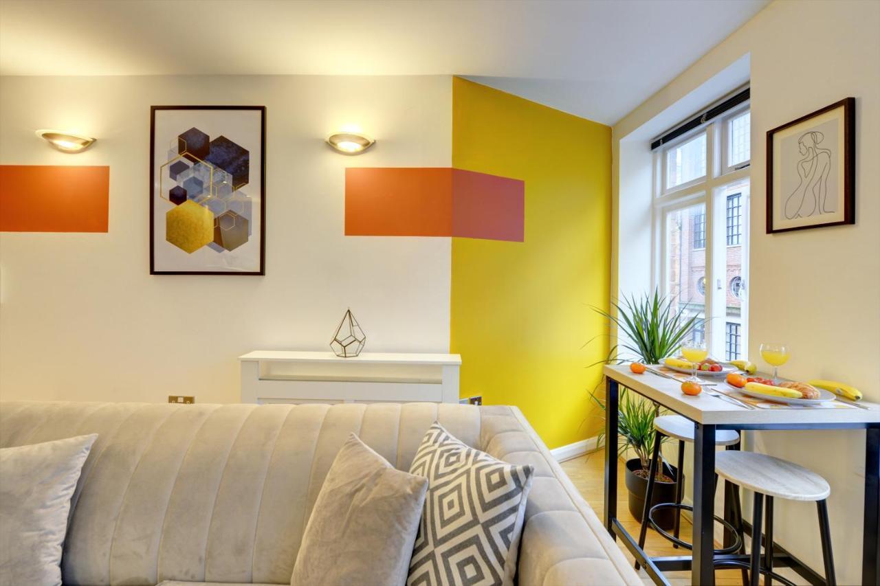 City Centre, 2 Bedroom, Secured Parking, 3 King Bed, Wifi Sleep 6 Guest Comfortable On Three King Size Beds, Jewellery Quarter , Birmingham City Centre , Allocated Secured Parking Buitenkant foto