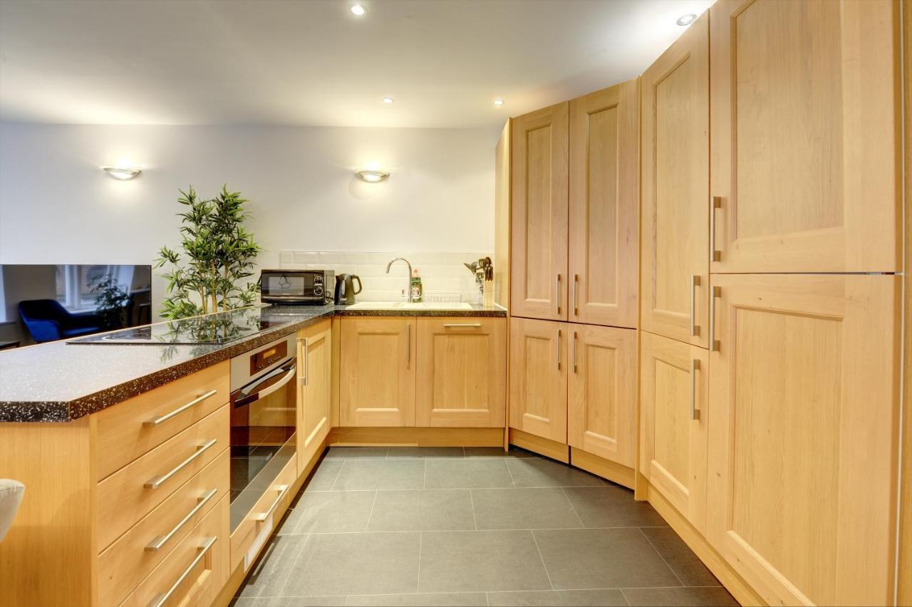 City Centre, 2 Bedroom, Secured Parking, 3 King Bed, Wifi Sleep 6 Guest Comfortable On Three King Size Beds, Jewellery Quarter , Birmingham City Centre , Allocated Secured Parking Buitenkant foto