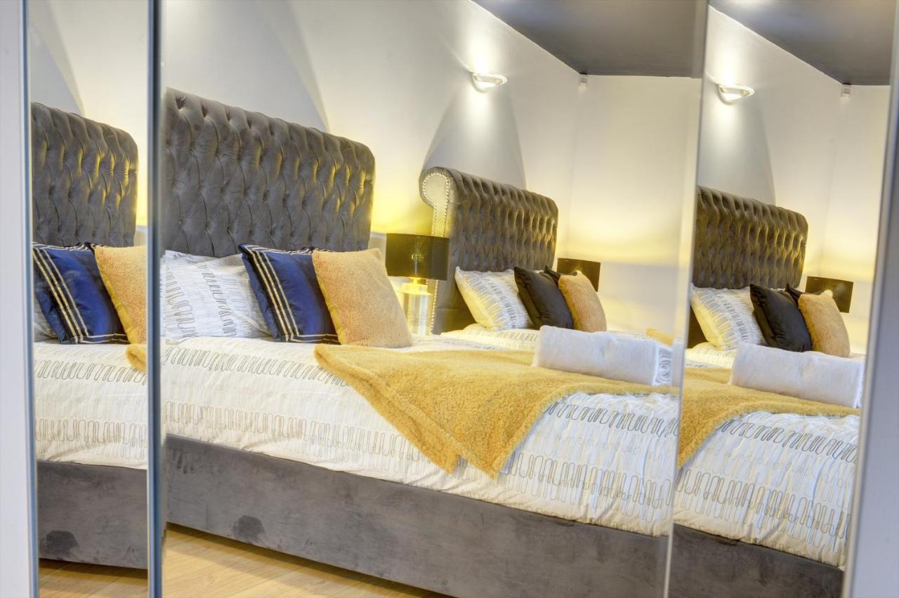 City Centre, 2 Bedroom, Secured Parking, 3 King Bed, Wifi Sleep 6 Guest Comfortable On Three King Size Beds, Jewellery Quarter , Birmingham City Centre , Allocated Secured Parking Buitenkant foto
