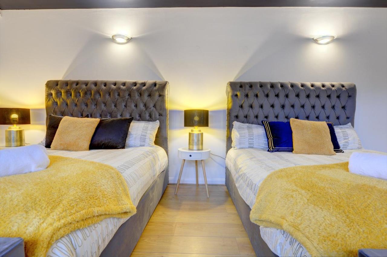 City Centre, 2 Bedroom, Secured Parking, 3 King Bed, Wifi Sleep 6 Guest Comfortable On Three King Size Beds, Jewellery Quarter , Birmingham City Centre , Allocated Secured Parking Buitenkant foto