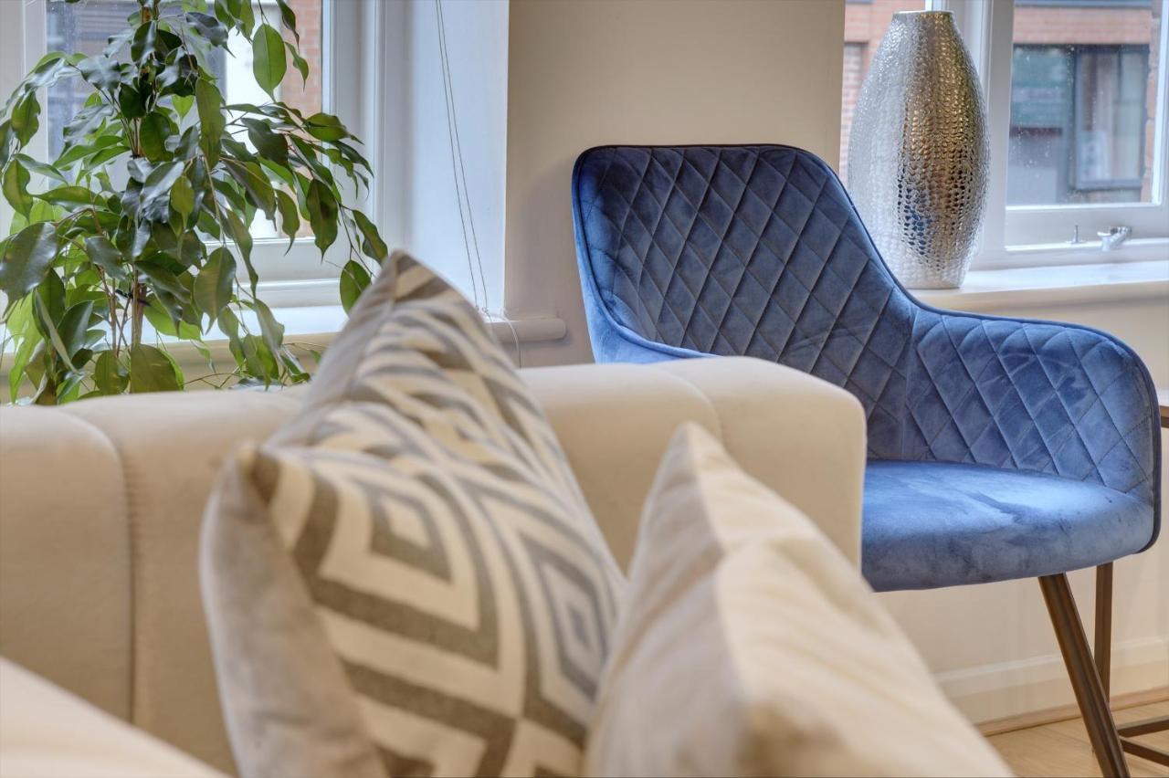 City Centre, 2 Bedroom, Secured Parking, 3 King Bed, Wifi Sleep 6 Guest Comfortable On Three King Size Beds, Jewellery Quarter , Birmingham City Centre , Allocated Secured Parking Buitenkant foto