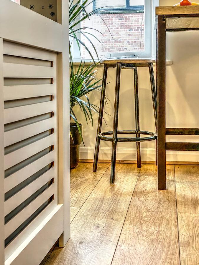City Centre, 2 Bedroom, Secured Parking, 3 King Bed, Wifi Sleep 6 Guest Comfortable On Three King Size Beds, Jewellery Quarter , Birmingham City Centre , Allocated Secured Parking Buitenkant foto