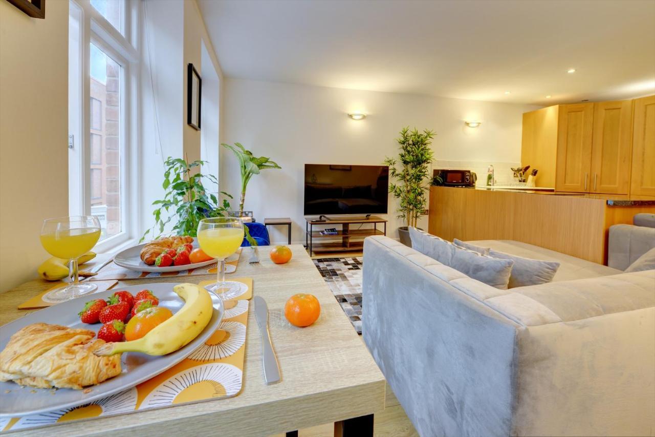 City Centre, 2 Bedroom, Secured Parking, 3 King Bed, Wifi Sleep 6 Guest Comfortable On Three King Size Beds, Jewellery Quarter , Birmingham City Centre , Allocated Secured Parking Buitenkant foto